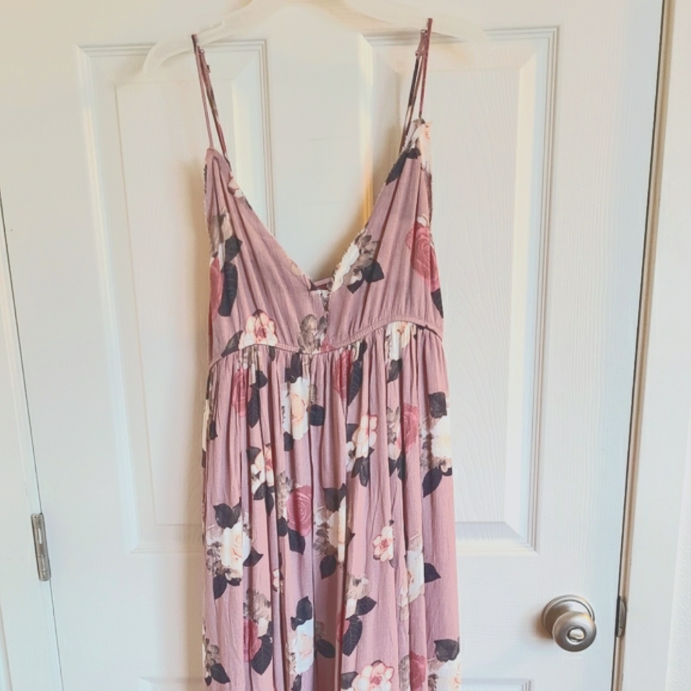 Baevely large mauve floral maxi dress